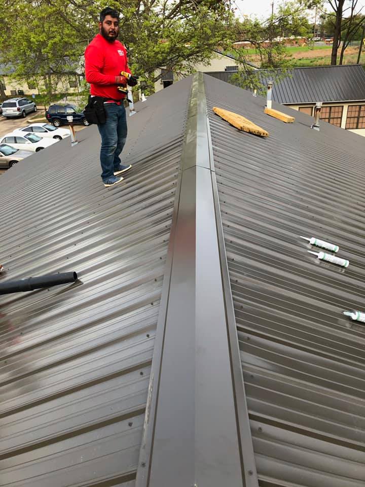 Metal Roof Repairing 