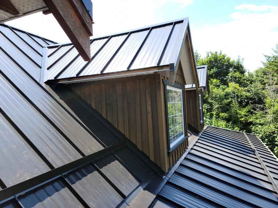 Metal Roofing Service 