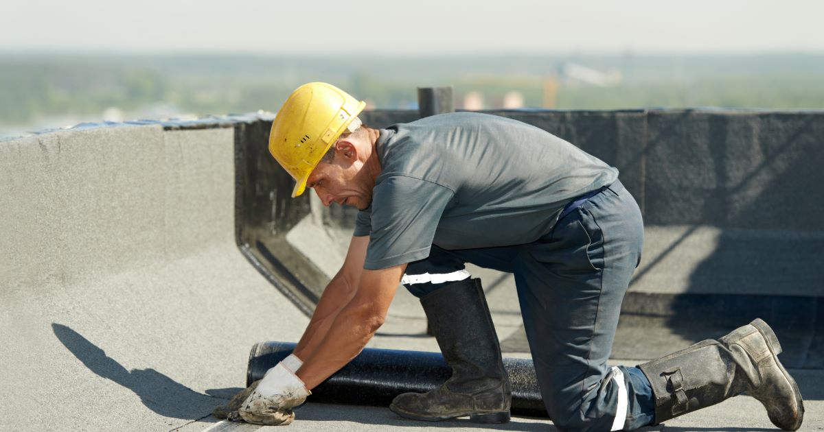 commercial roofing contractor