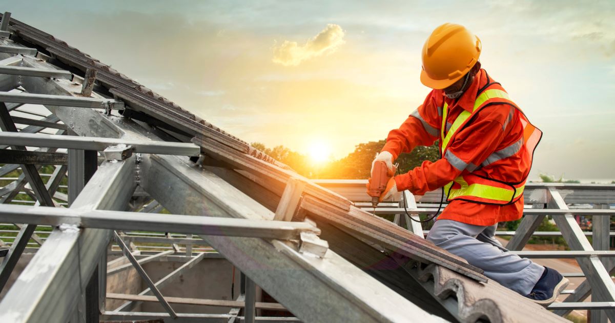 commercial roofing contractor