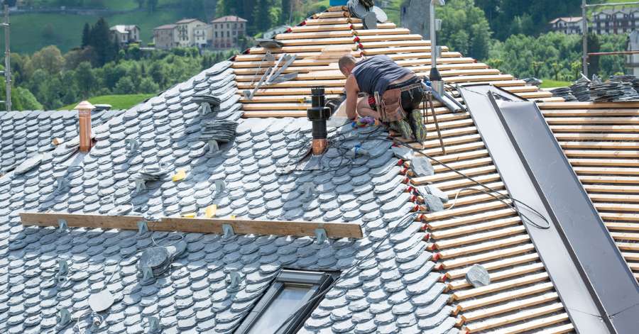 Roofers in Cuyahoga Falls
